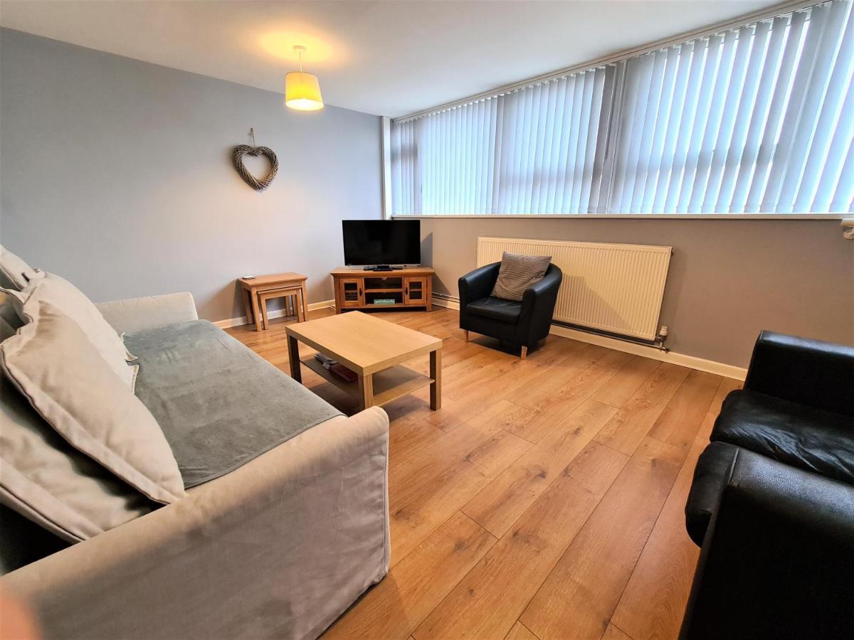 3 Bedroom Apartment Coventry - Hosted By Coventry Accommodation المظهر الخارجي الصورة
