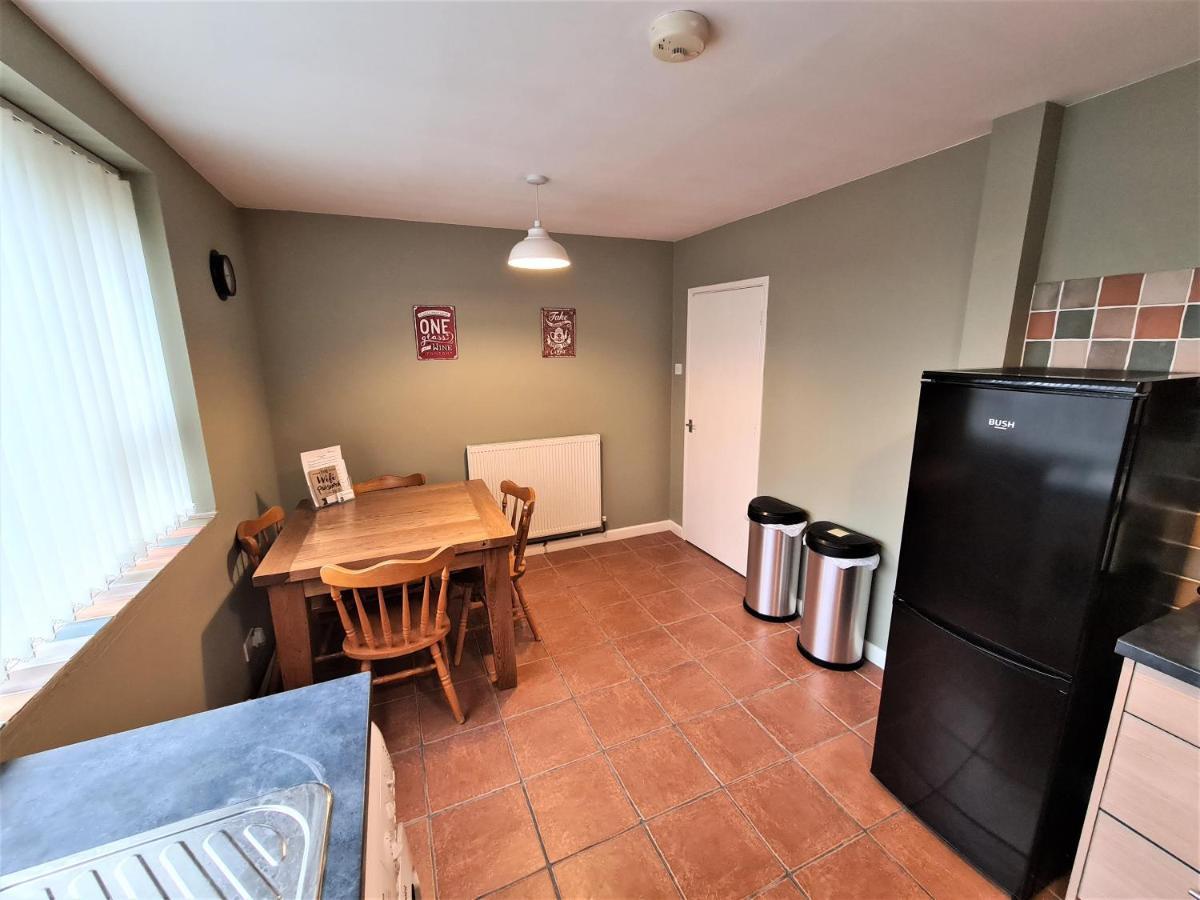 3 Bedroom Apartment Coventry - Hosted By Coventry Accommodation المظهر الخارجي الصورة