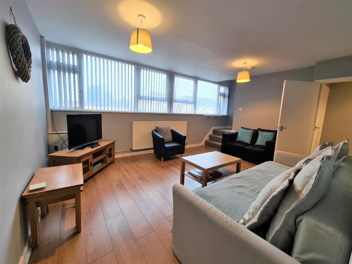 3 Bedroom Apartment Coventry - Hosted By Coventry Accommodation المظهر الخارجي الصورة